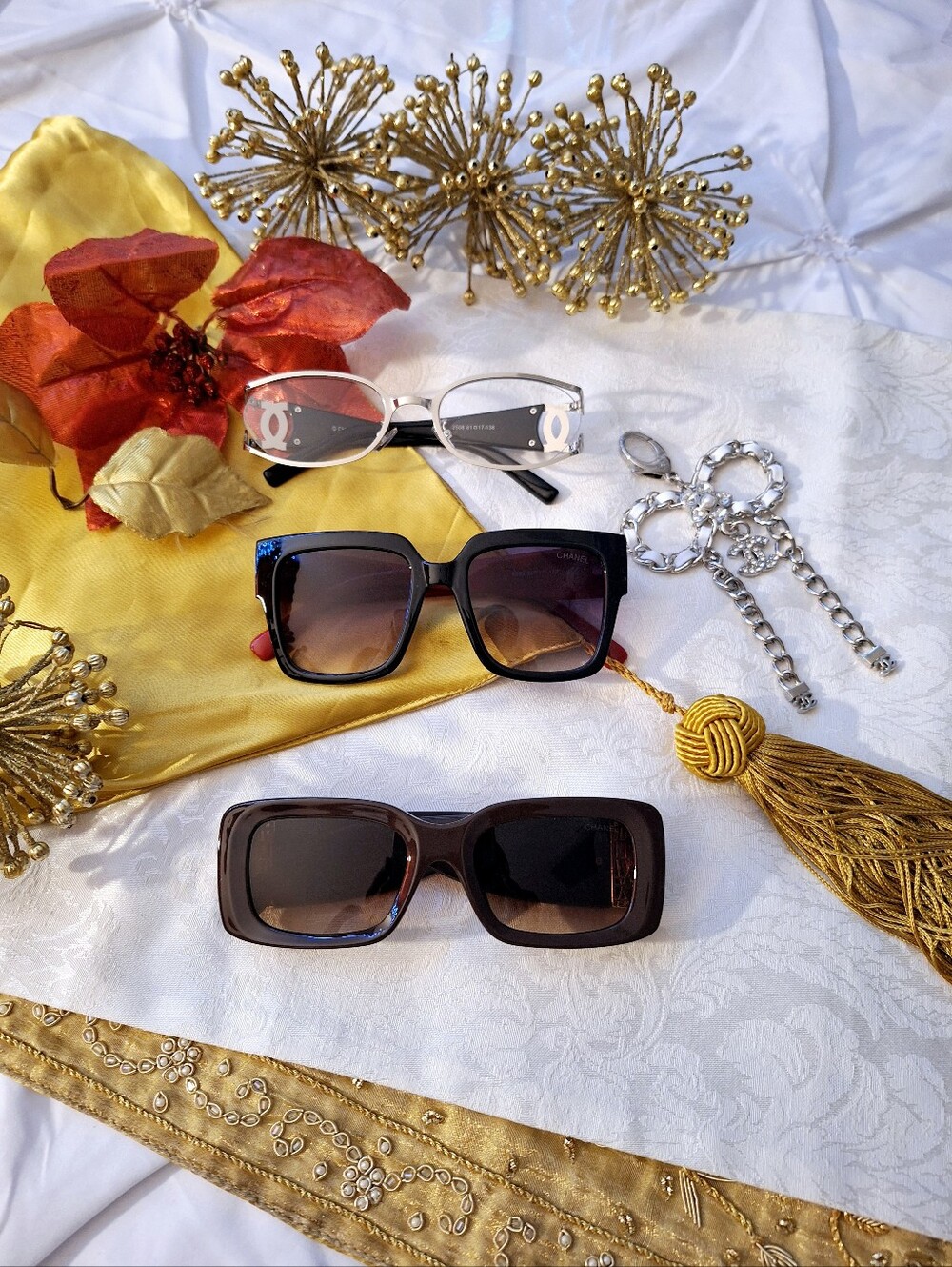 ๐ถ CC ME CHIC LOGO SHADES & EYEWEAR